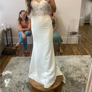 Maggie Soterro Wedding Dress